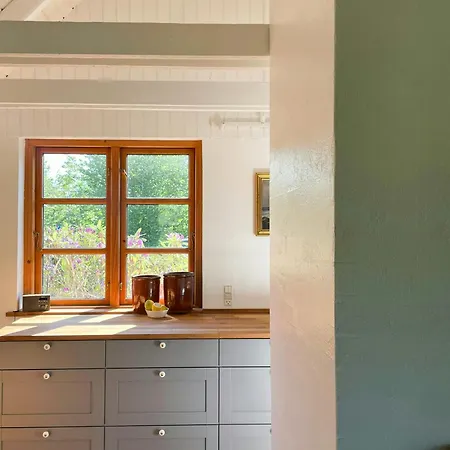 Idyllic Thatched Near Udsholt Græsted