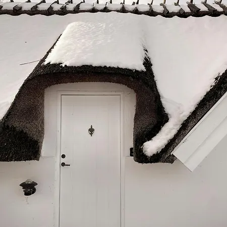 Idyllic Thatched Near Udsholt