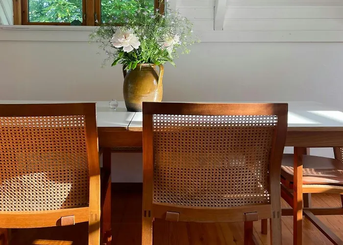 Idyllic Thatched Near Udsholt Nyaraló Græsted