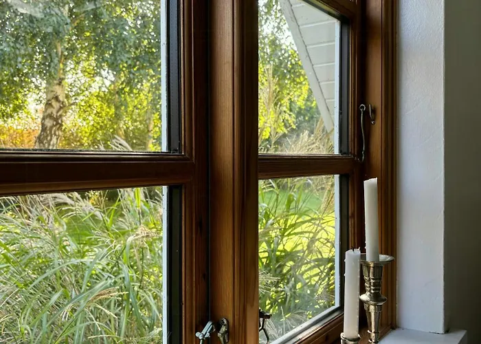 Idyllic Thatched Near Udsholt Nyaraló Græsted