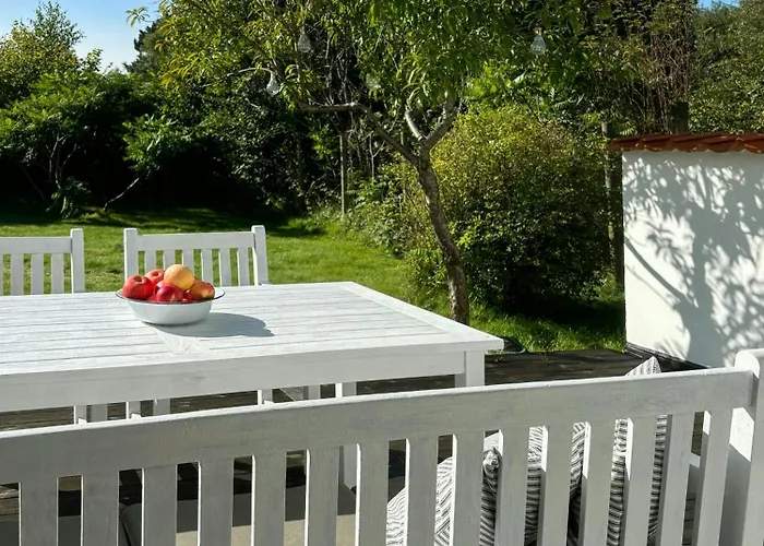 Idyllic Thatched Near Udsholt Nyaraló Græsted